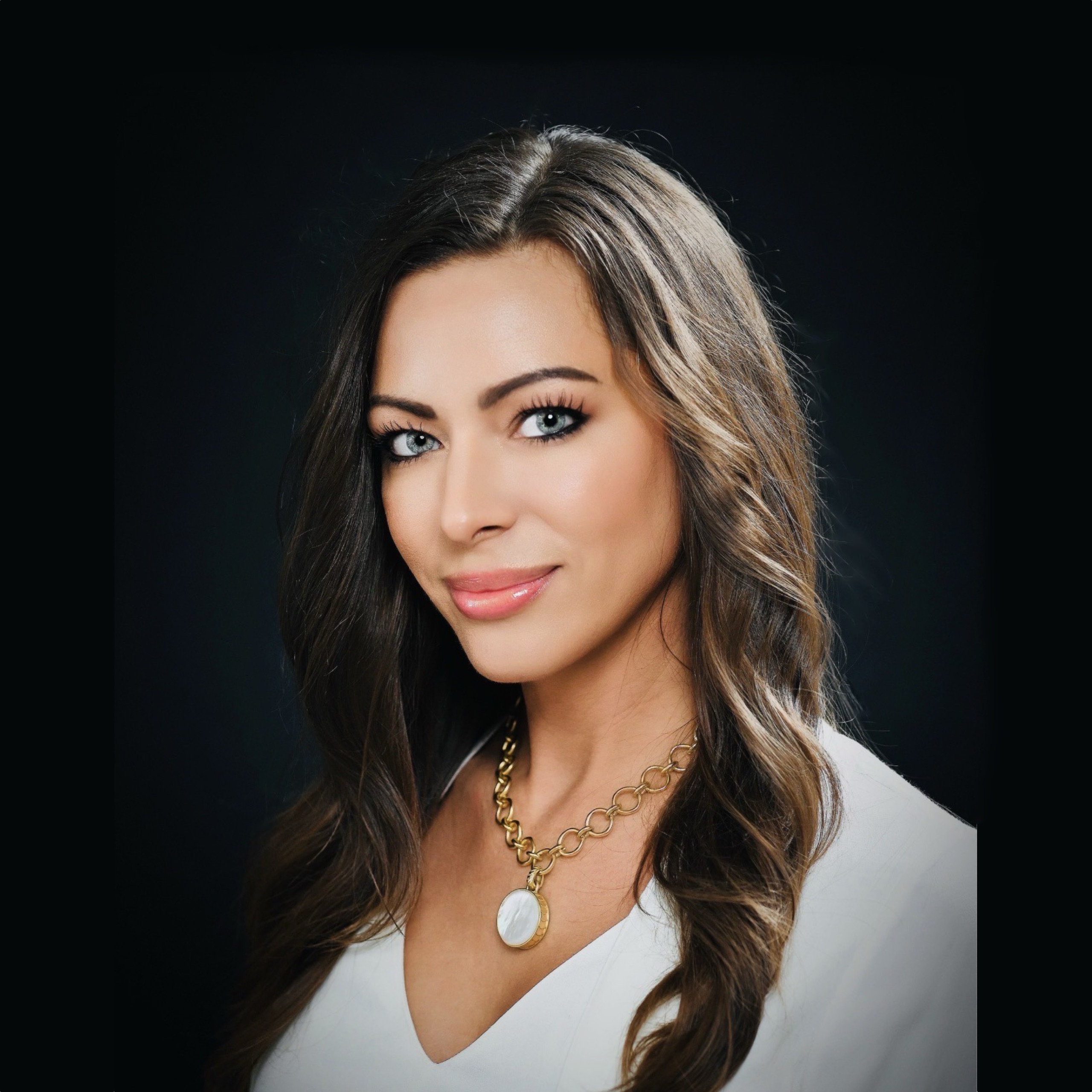 Heather<br />
Managing Esthetician, Acne Specialist